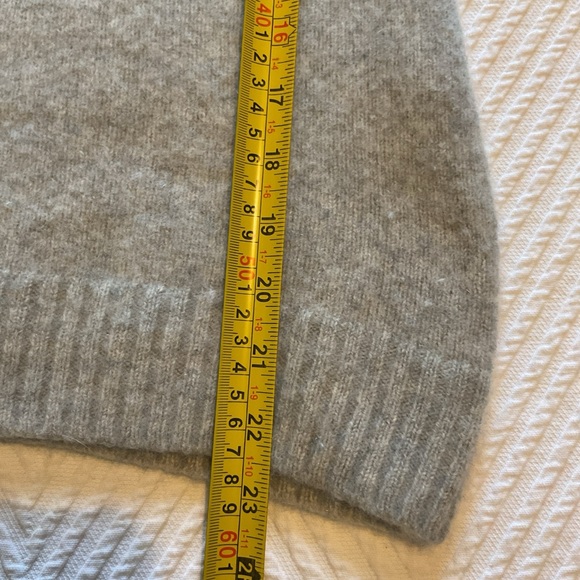 Wythe NY 100% Cashmere Gray Cowl Neck Sweater - Picture 12 of 12